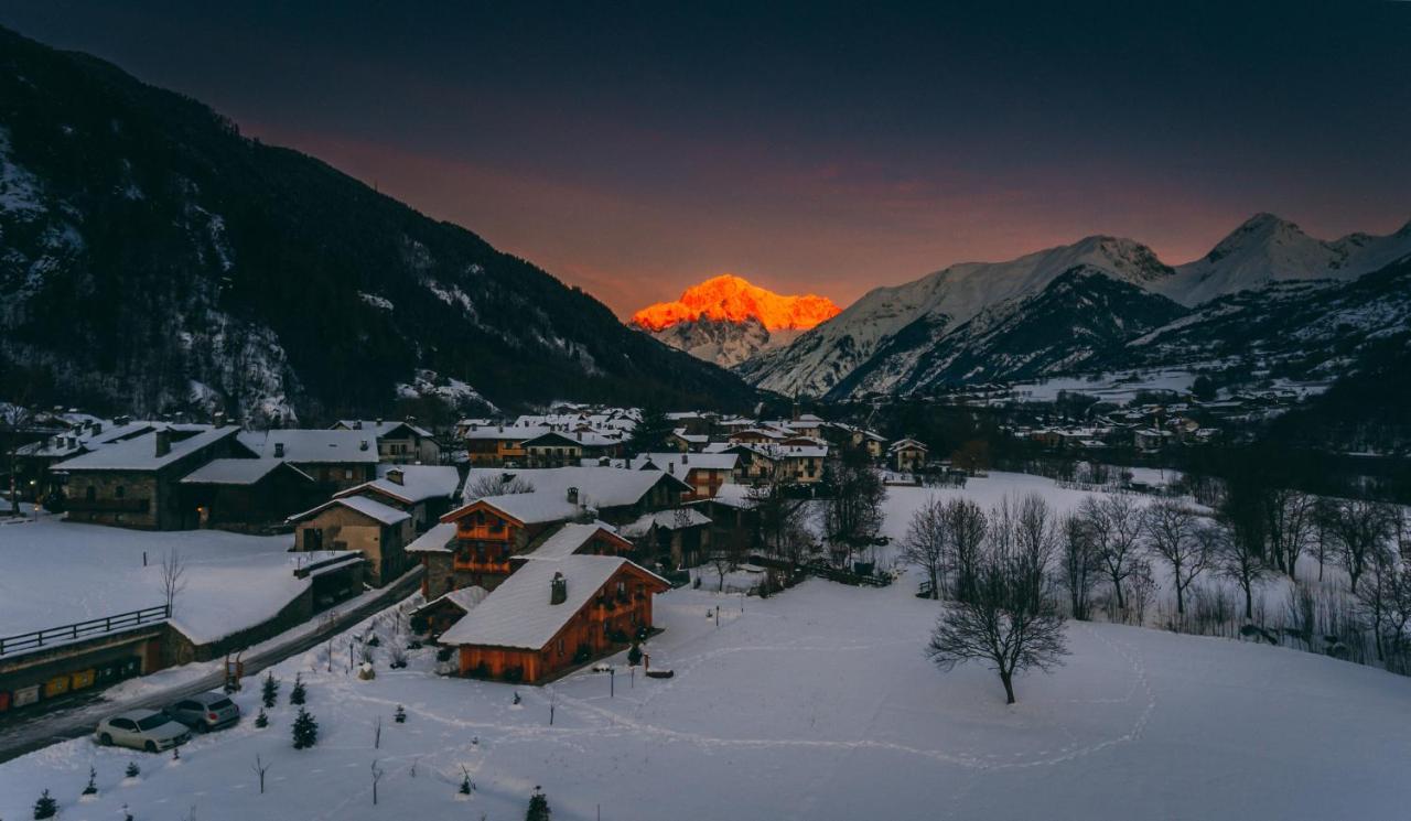 Bed & Breakfast Anisor - Parblanc ラ・サル エクステリア 写真